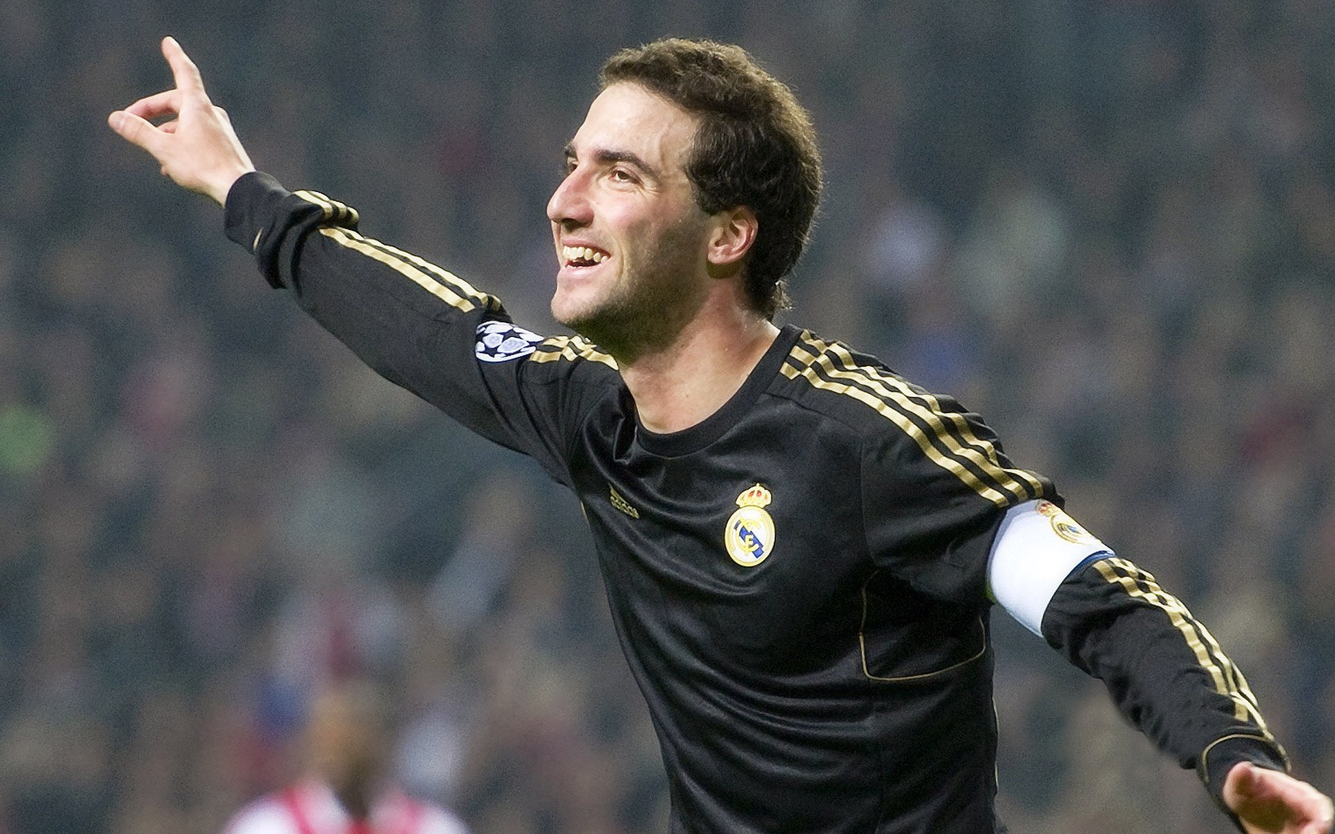 乐鱼体育下载app官网-《王者荣耀》“天地大乱斗”挑战赛，冠军队伍争夺激烈！